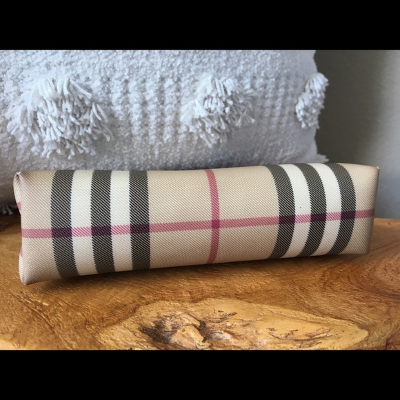 Burberry Nova Check cosmetic bag - Picture 13 of 13